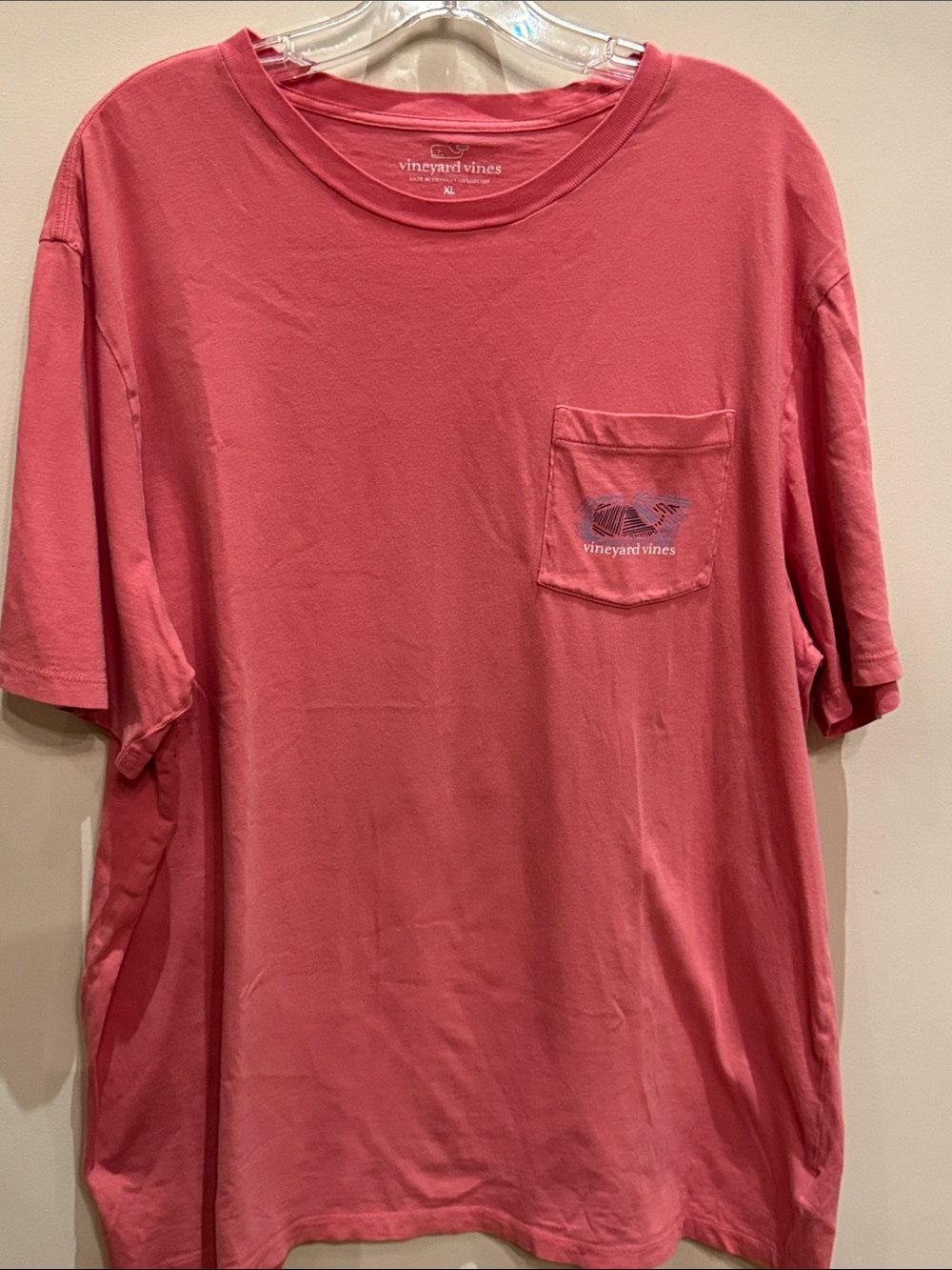 Vineyard Vines Short Sleeve Pocket Tee in Coral